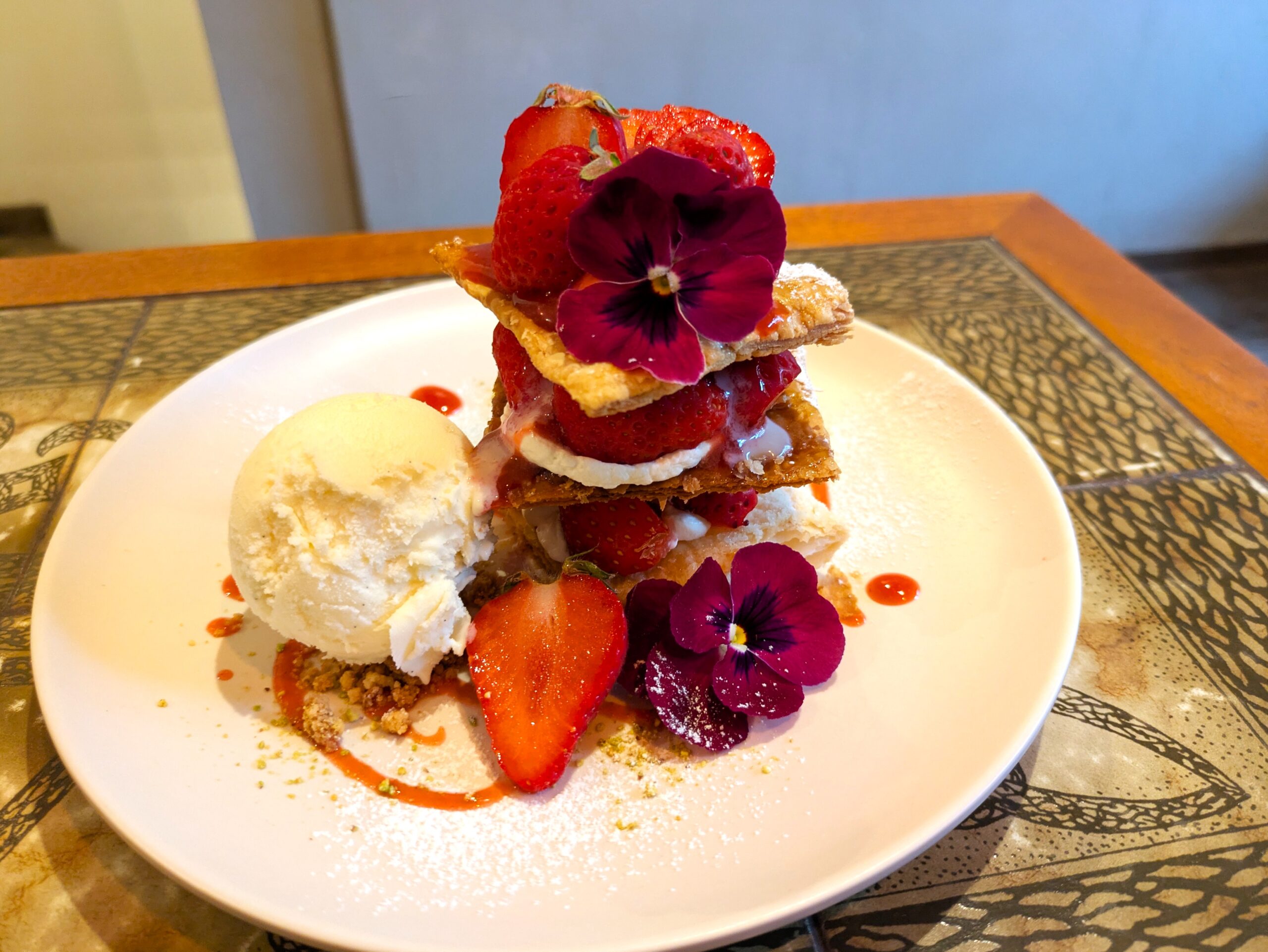 wolf-coffee-patisserie-strawberry-mille-feuille